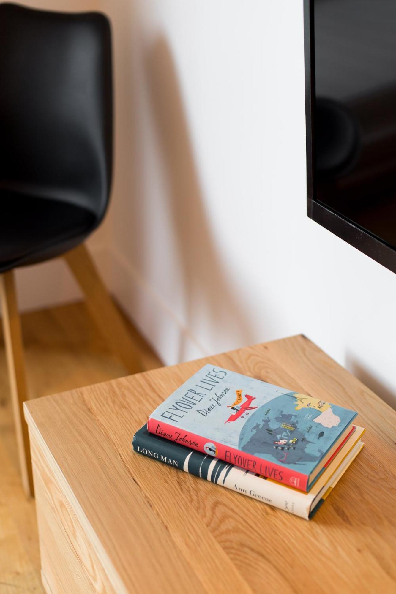 Hip, Stylish Apartment In Little Italy By Den Stays A Montreal Ngoại thất bức ảnh
