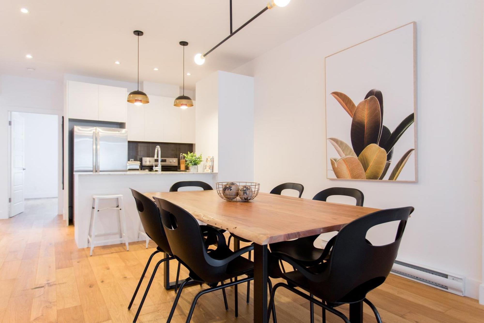 Hip, Stylish Apartment In Little Italy By Den Stays A Montreal Phòng bức ảnh